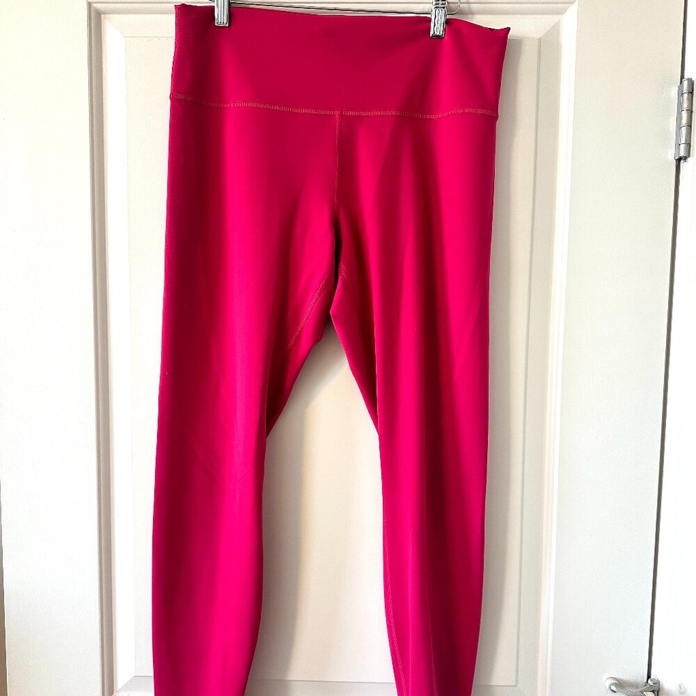 Wunder Train High-Rise Tight 28"